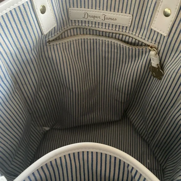 Draper James Totes Y’All Totebag - Picture 5 of 6